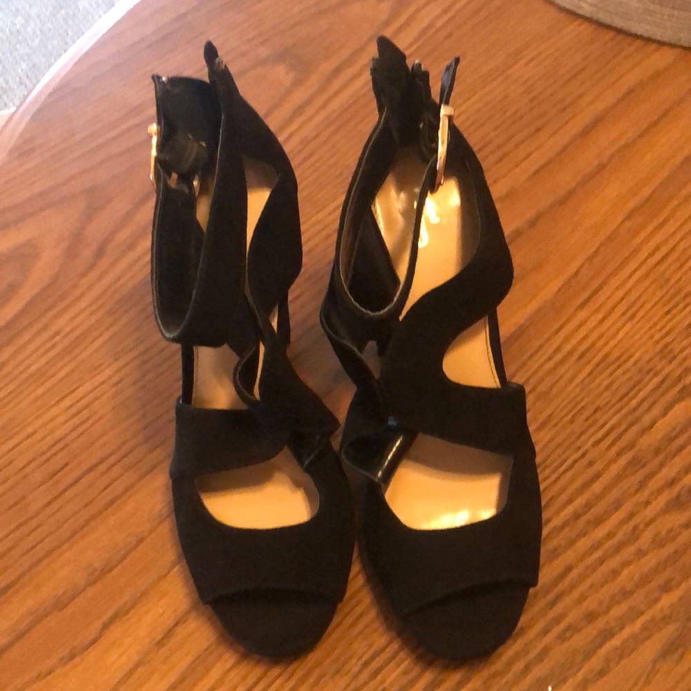 June Ambrose women’s heels